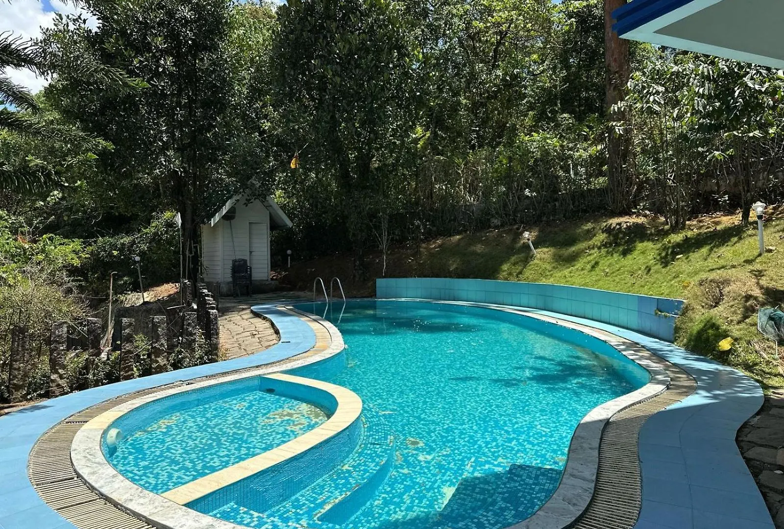Hotel The Heights Munnar 4*,  Indie