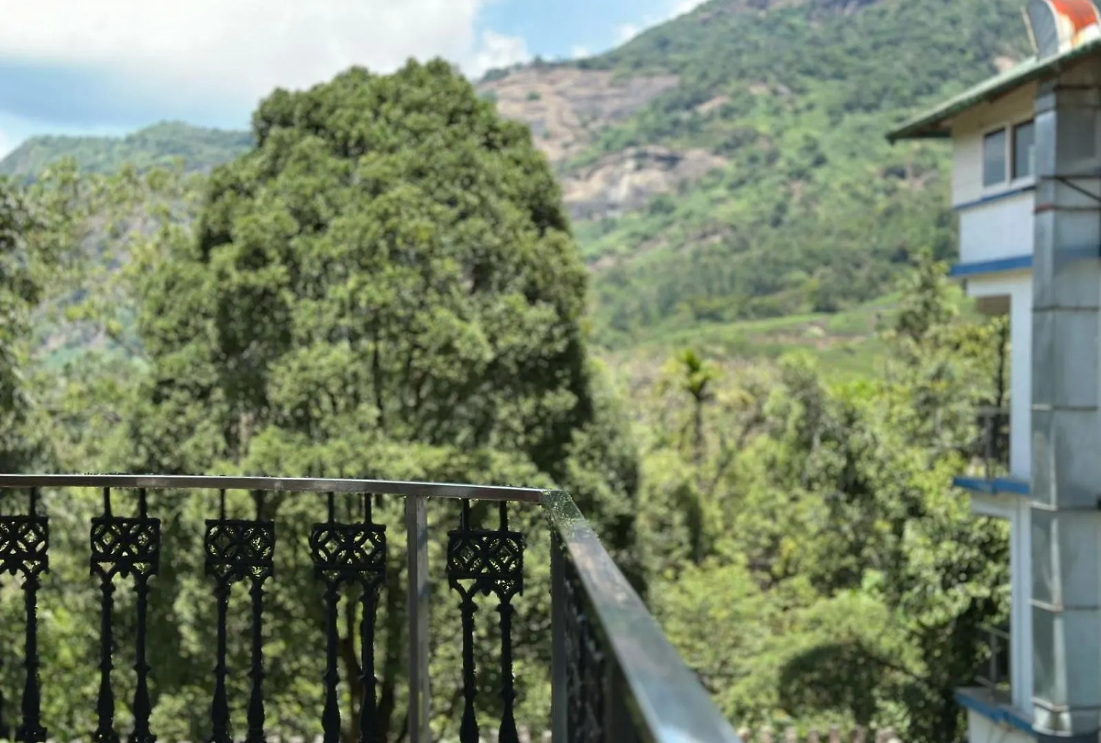 Hotel The Heights Munnar