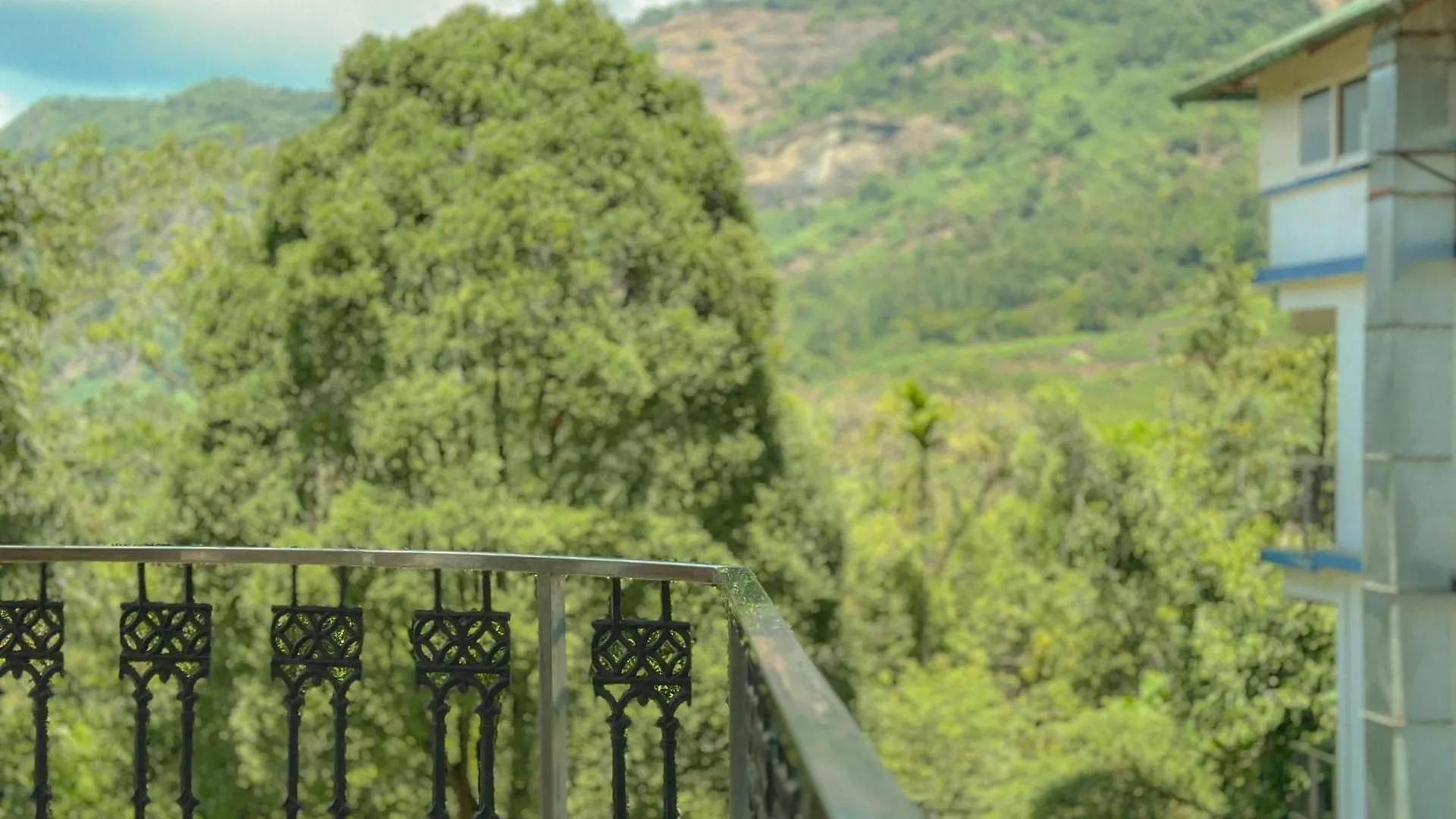 The Heights Munnar Hotel