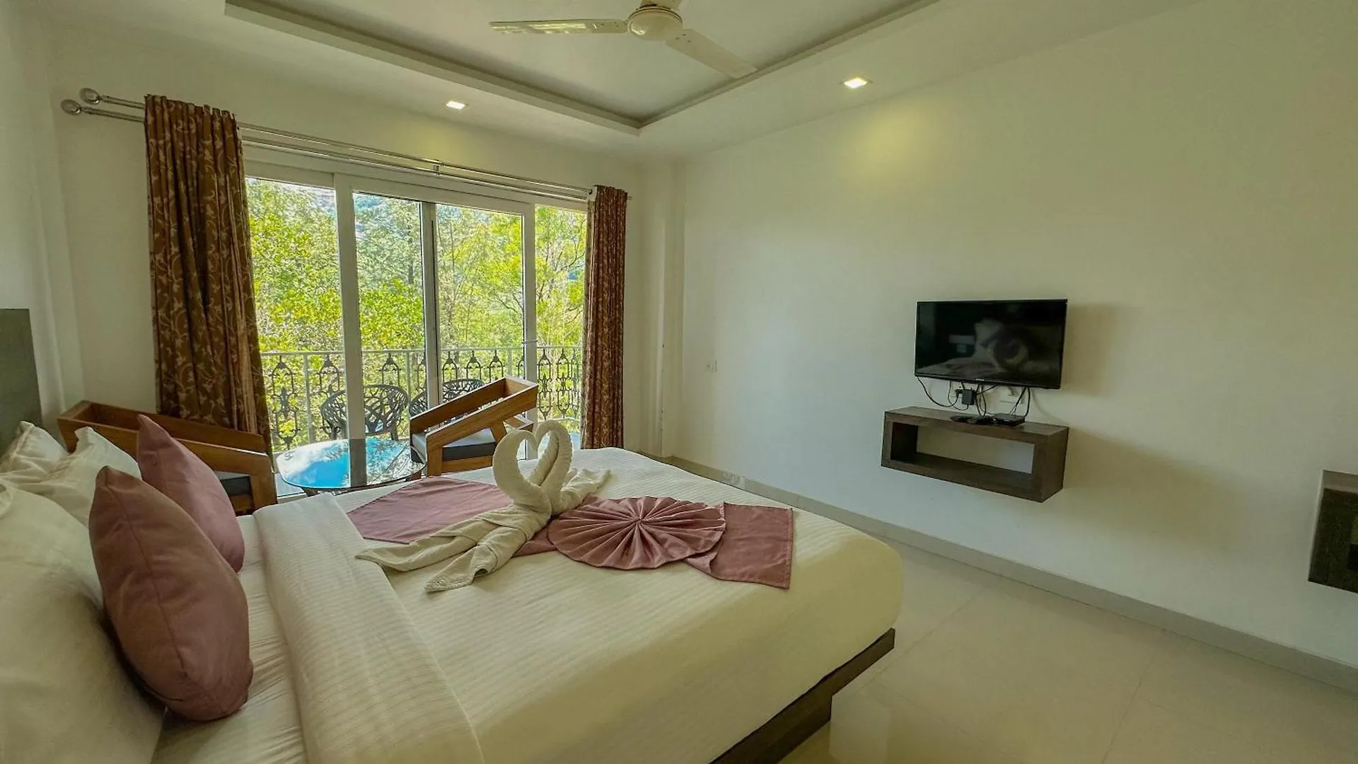 The Heights Munnar Hotel