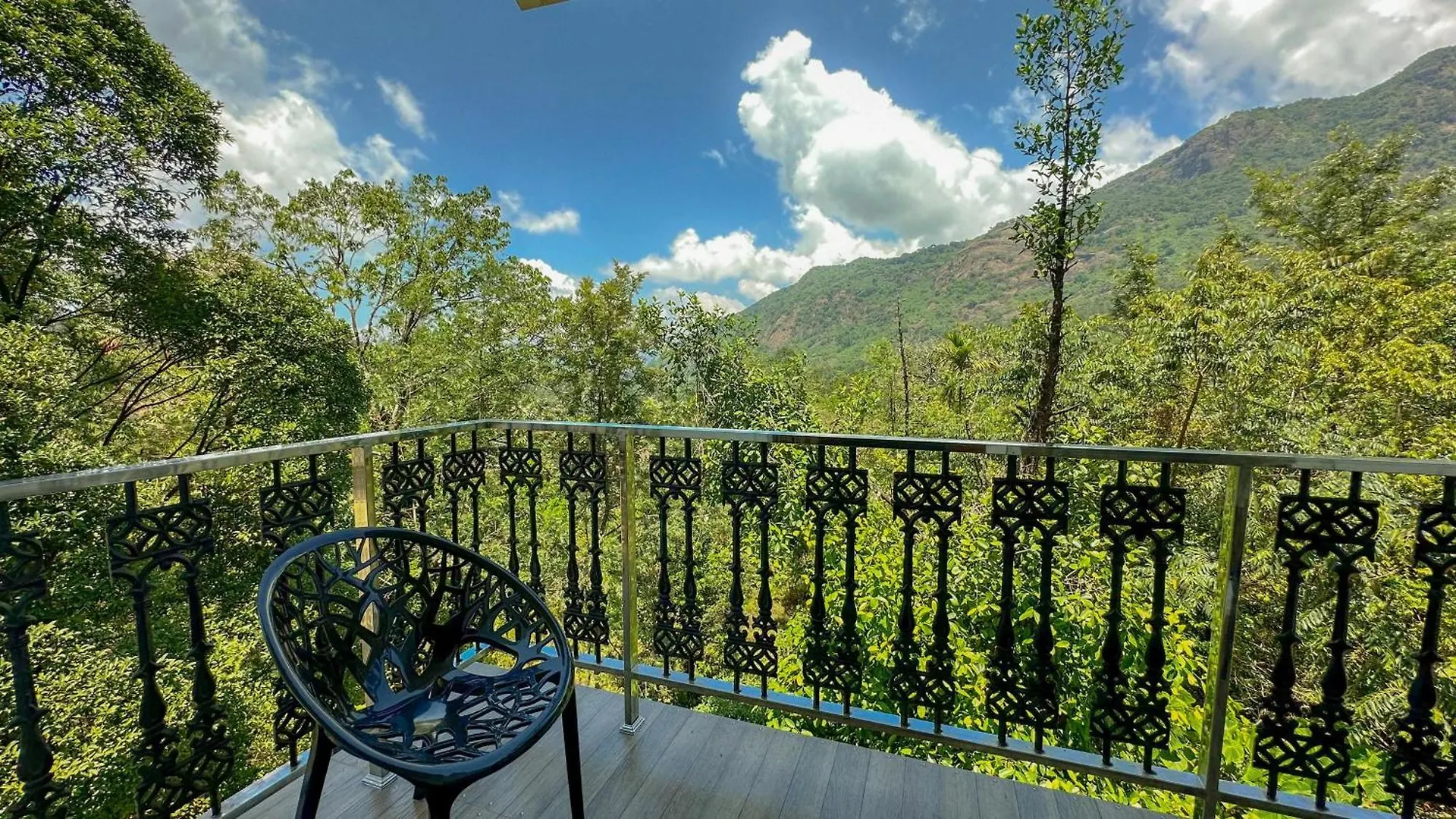 ****  The Heights Munnar Hotel India
